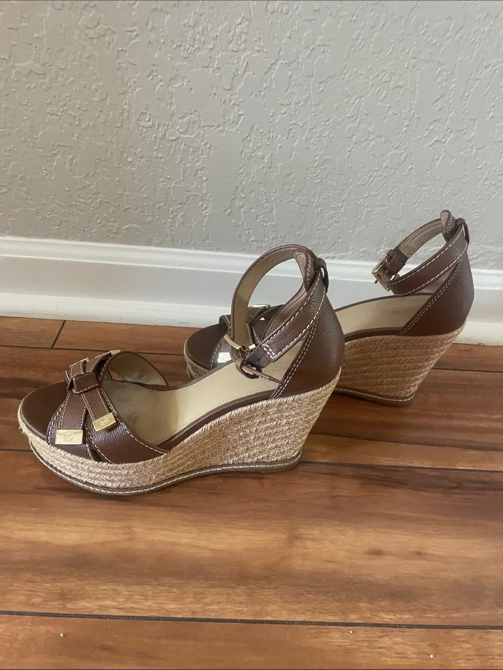Michael Kors gorgeous espadrille